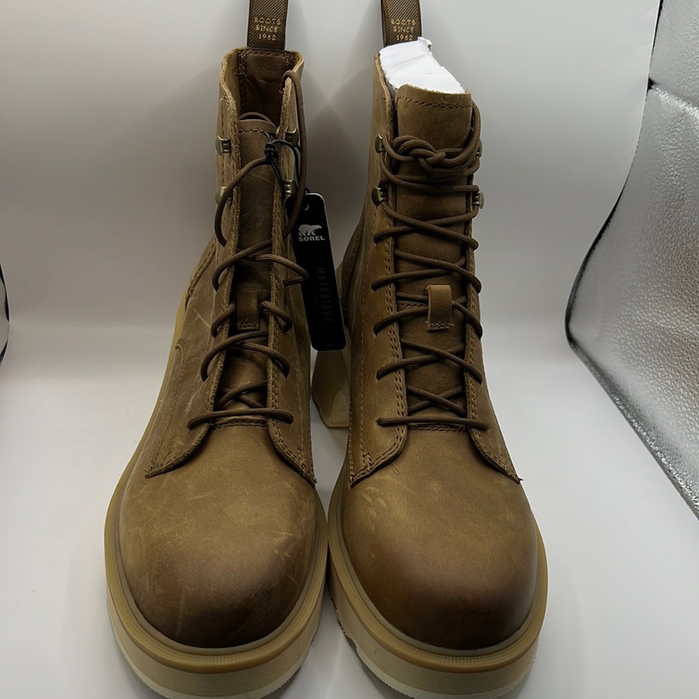 Sorel Hi-Line Lace Up Lug Combat Boots  NWB